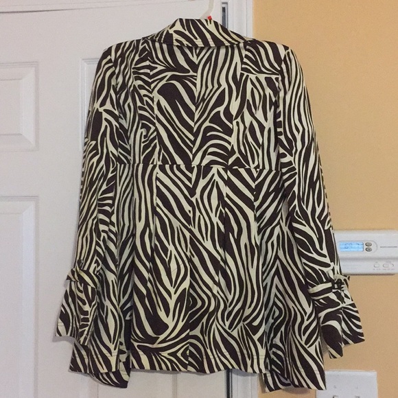 Jacket - Picture 3 of 3